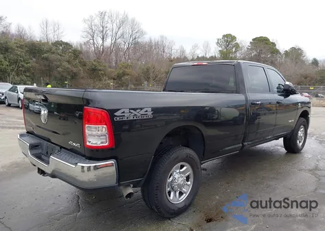 2019 Ram 2500 Big Horn 4X4 8' Box from USA, damaged, VIN 3C6UR5JL2KG689168